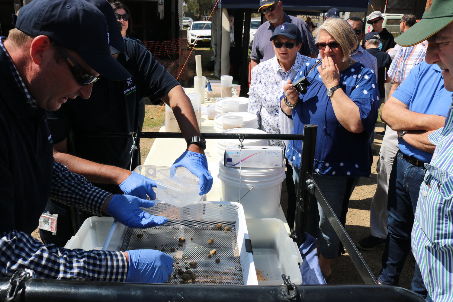 Aga Thotagamuwa and Geoff Burgess showing how the mass rearing process works